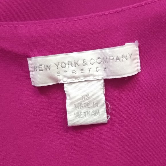 New York & Company Pink Henley Neckline Short Sleeve Knit Tunic Blouse Size XS - Picture 4 of 6